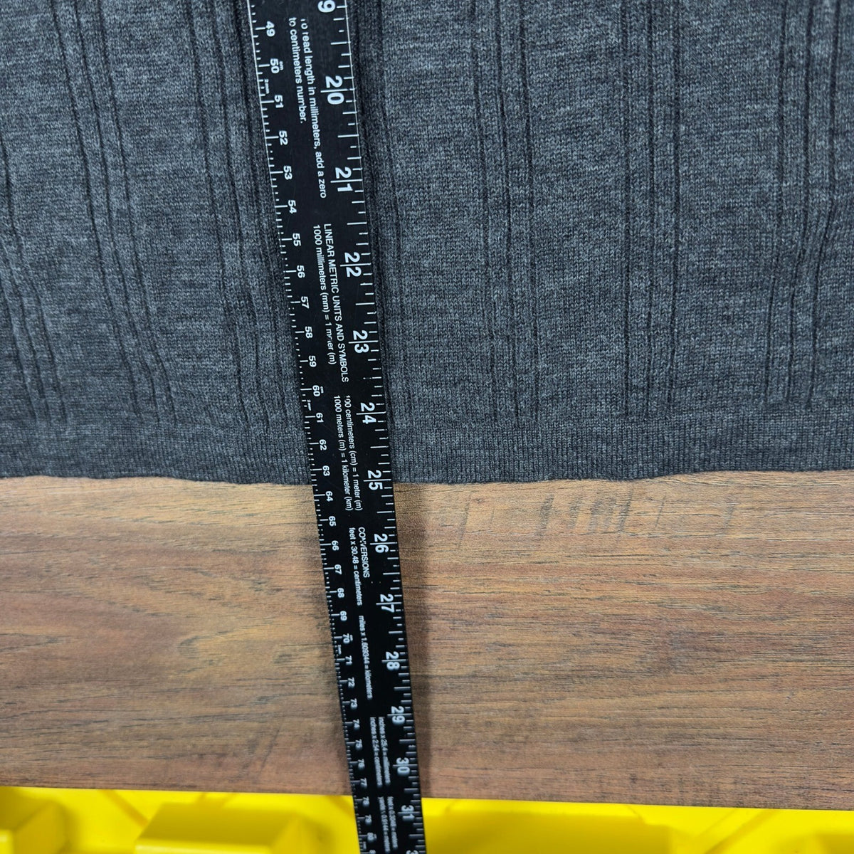 Trader Bay Merino Wool V-Neck Sweater Mens L Charcoal Gray