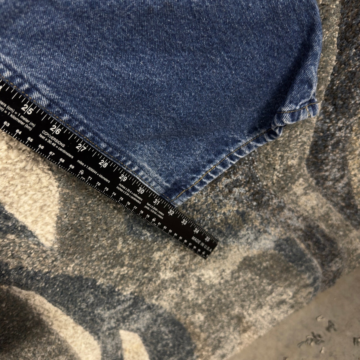Vintage Lee Relaxed Jeans Mens 38x32 Medium Wash Made in USA