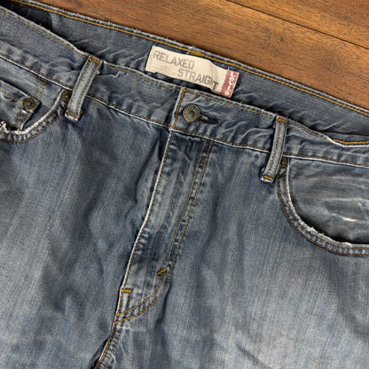 Vintage Y2K Levis 559 Relaxed Straight Jeans Mens 36x34 Blue