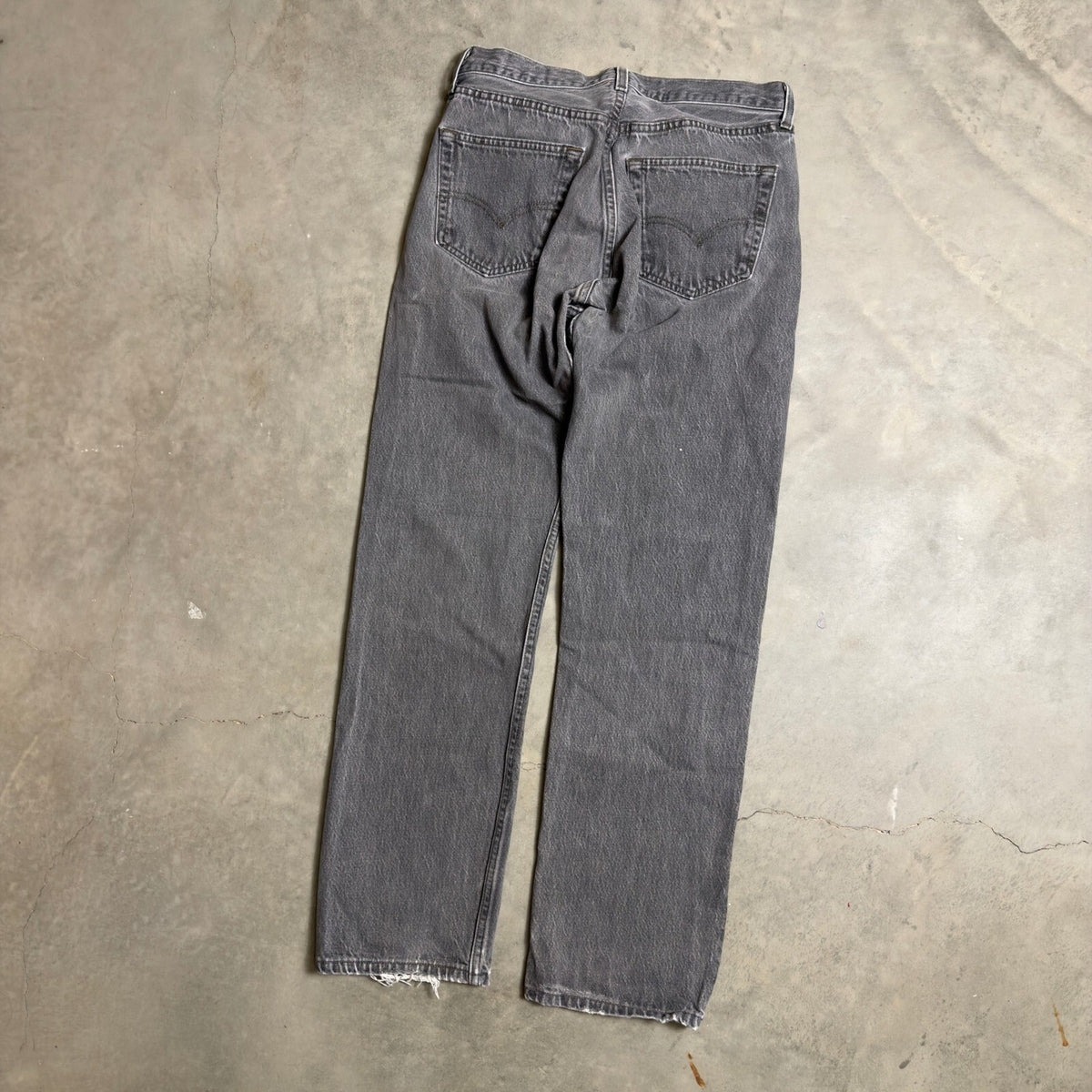 Vintage Levis 501 Jeans Mens 32x32 Black Straight Leg Baggy 90s Made in USA