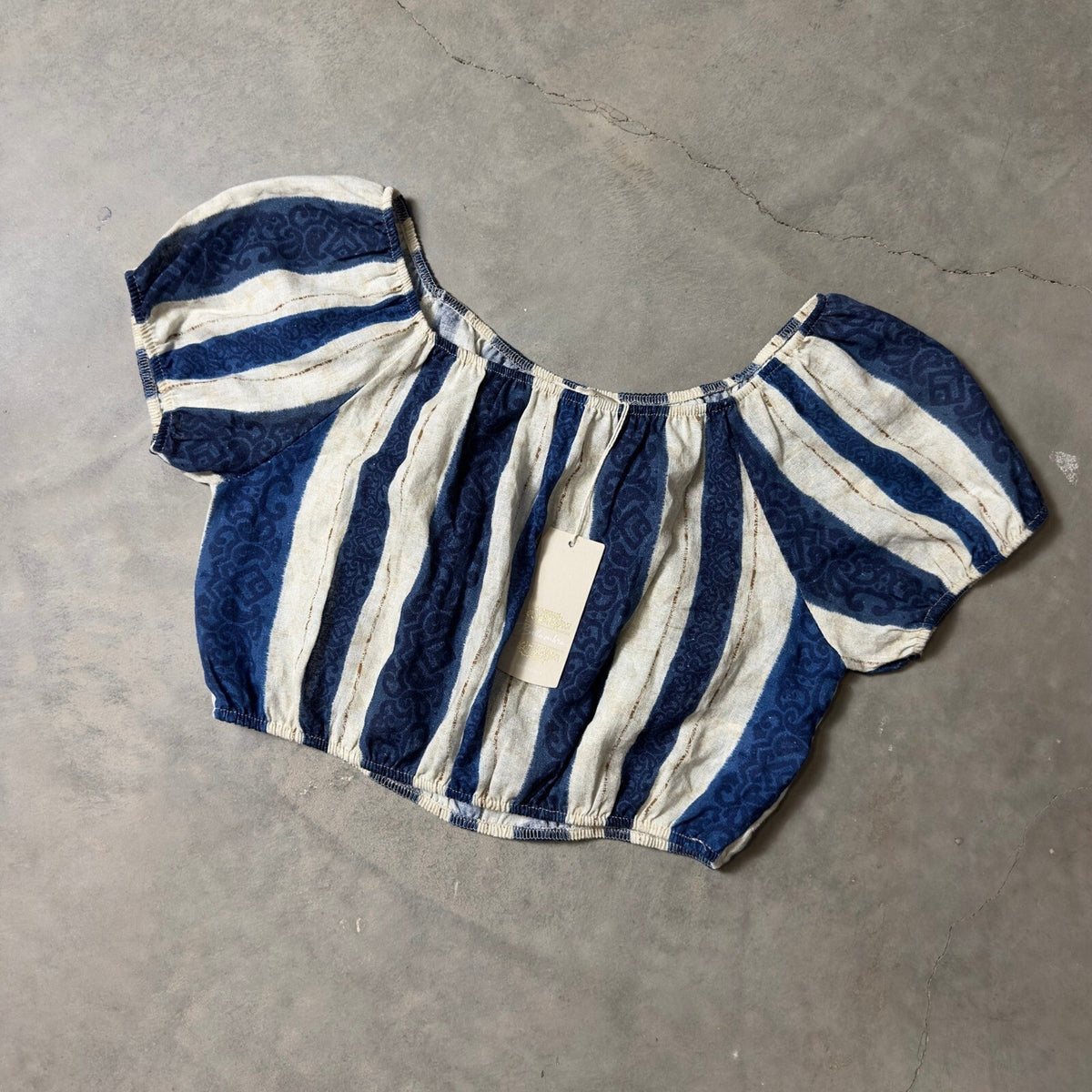 NWT Bella Umbra Linen Blend Crop Top Women Medium Blue White