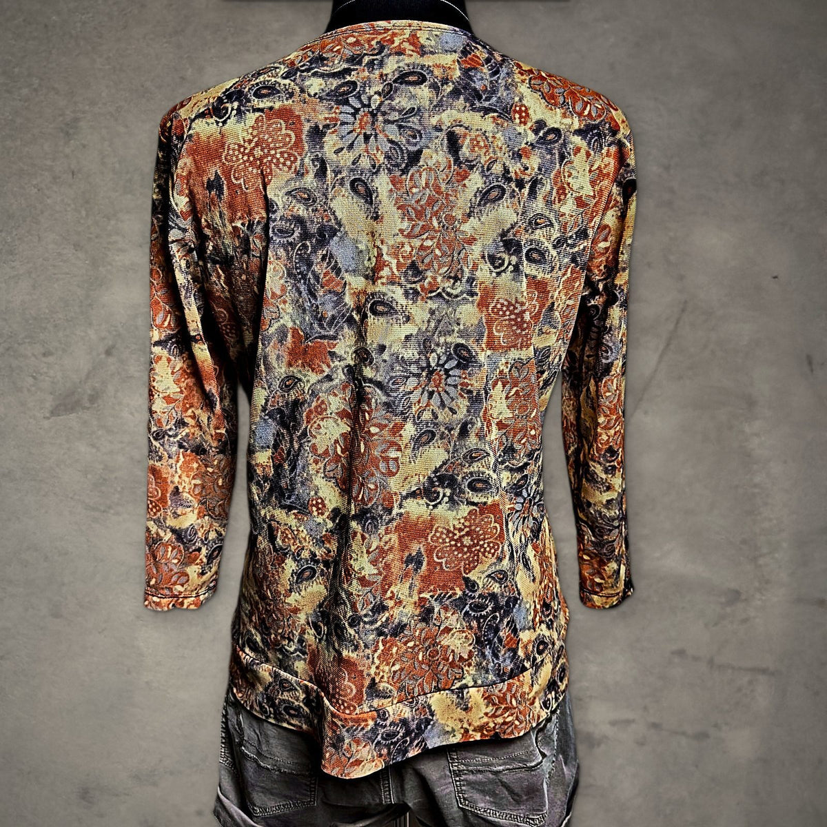 Notations Ring Buckle V Neck Top Womens XL Orange Paisley