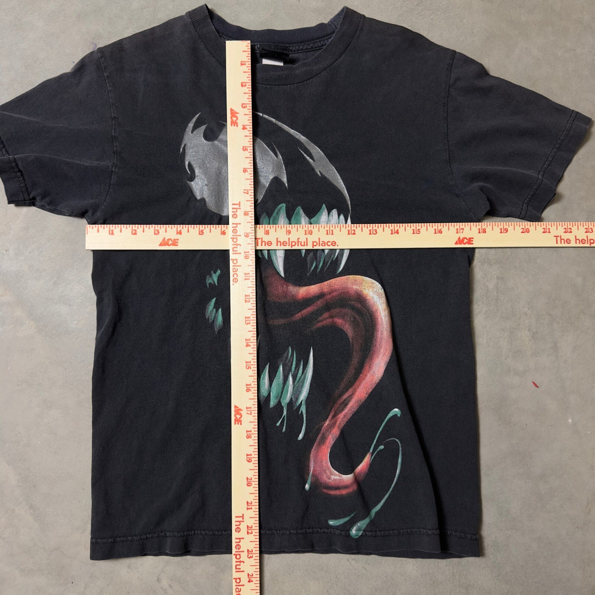Vintage Mad Engine Marvel Venom Graphic Tee Mens S