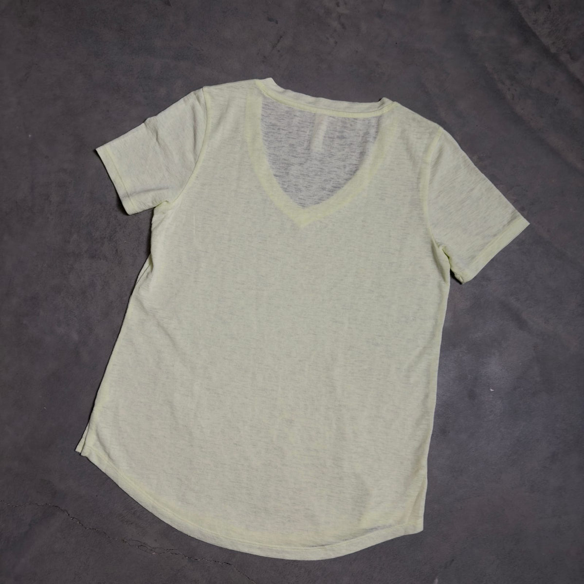 Athleta V-Neck Slub Tee Womens S Pale Yellow Short Sleeve