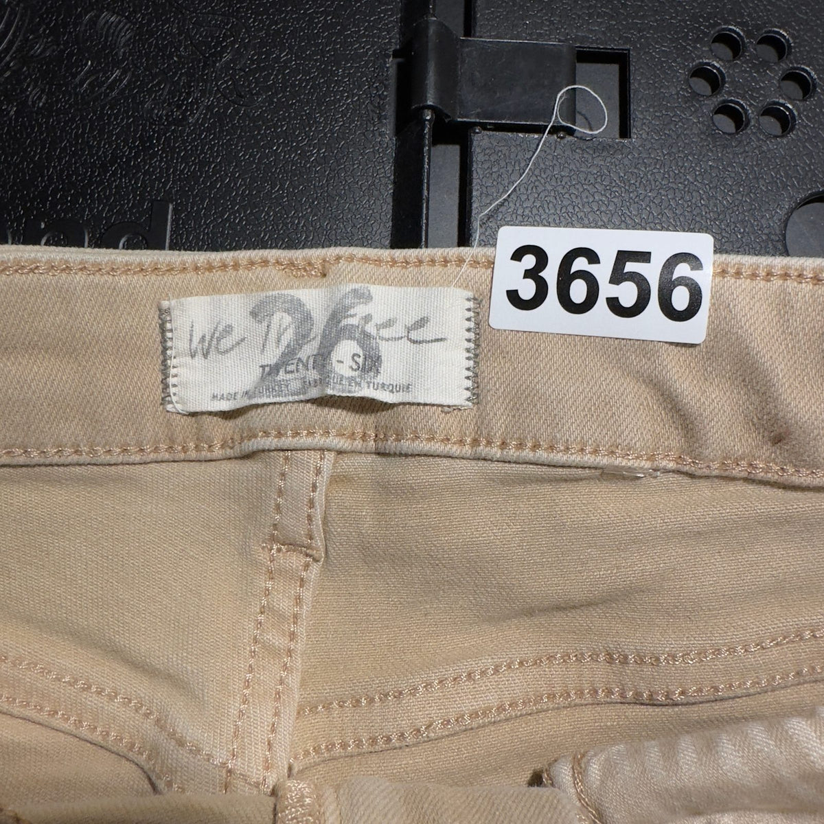 We The Free Skinny Pants Womens 26 Beige Raw Hem