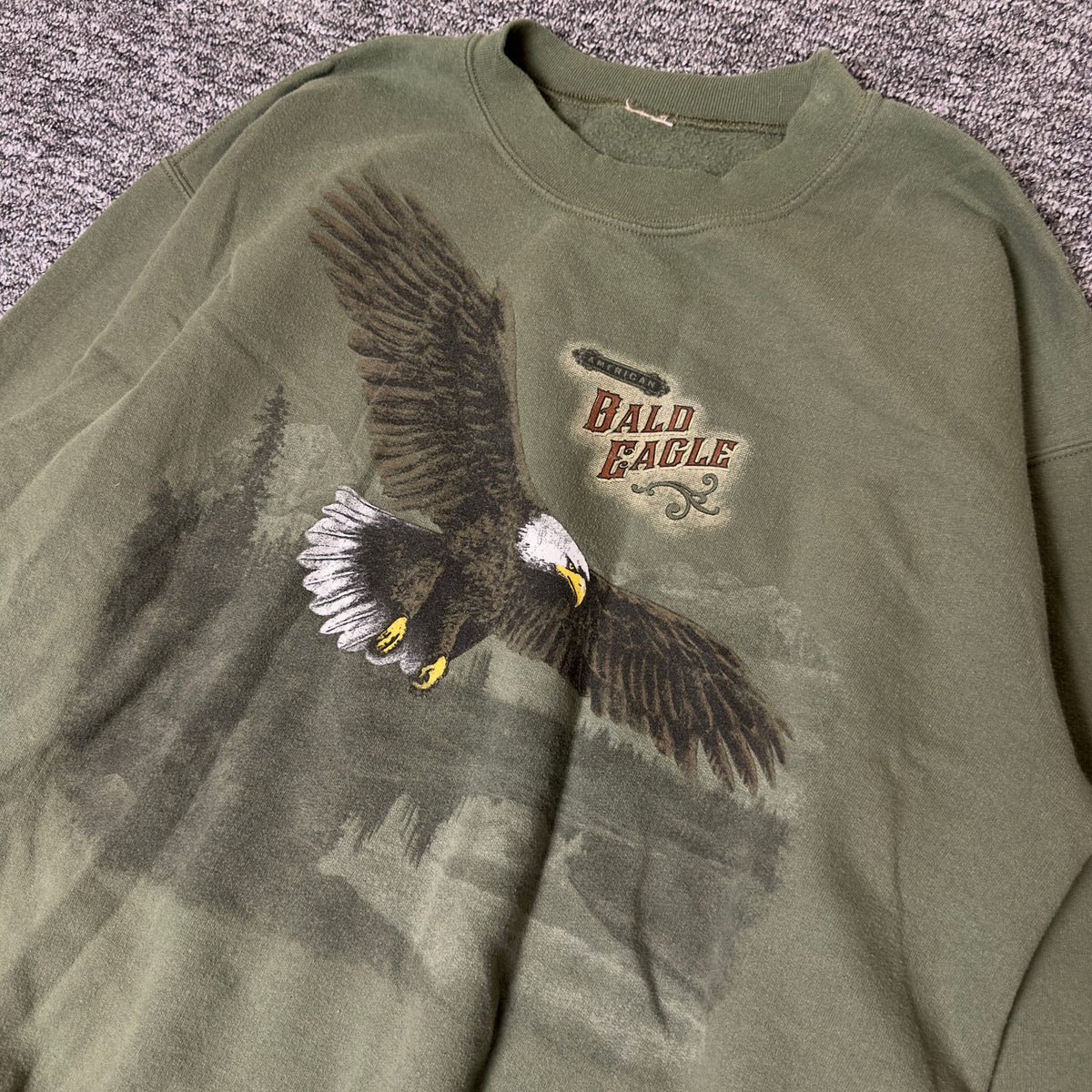 American Bald Eagle Graphic Crewneck Sweatshirt Olive Green