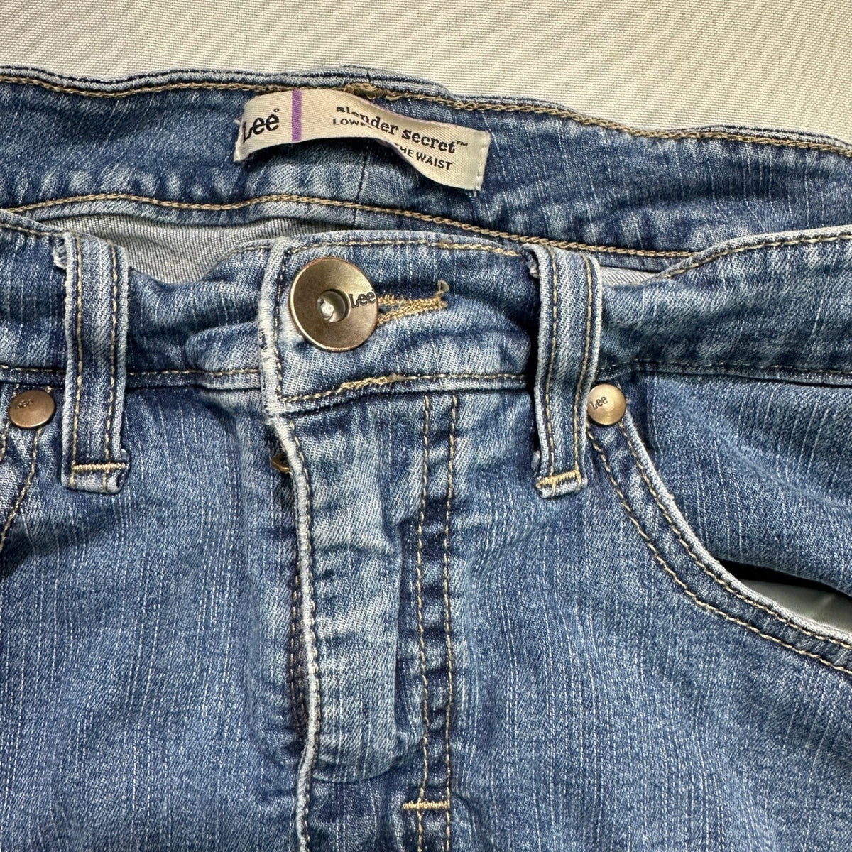 Lee Womens 8 Blue Bootcut Jeans Low Rise Medium Wash