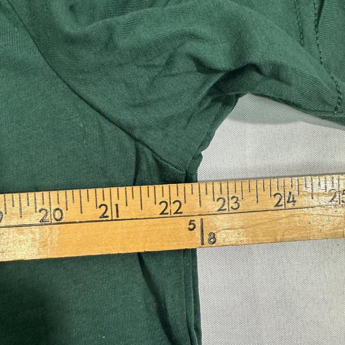 NWT Bella+Canvas Mens XL T-Shirt Evergreen Crew Neck