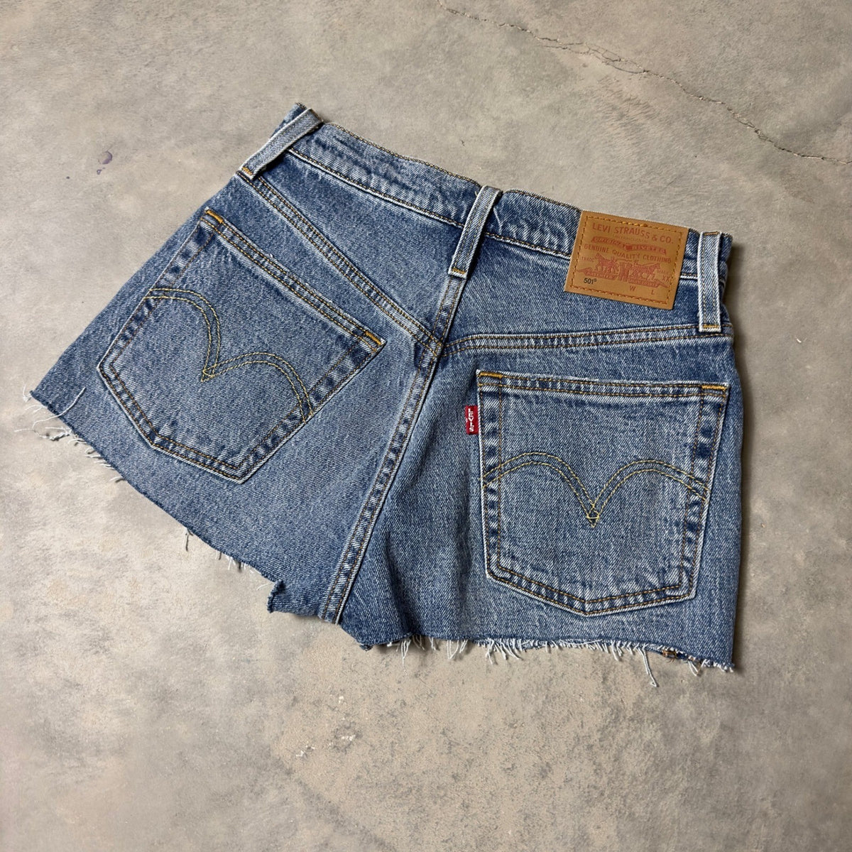 Levi's 501 Denim Shorts Womens 24 Blue High Rise Cut Off