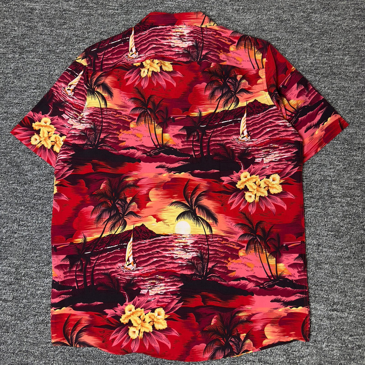 Hawaiian Vacation Sunset Print Shirt Mens L Red Tropical