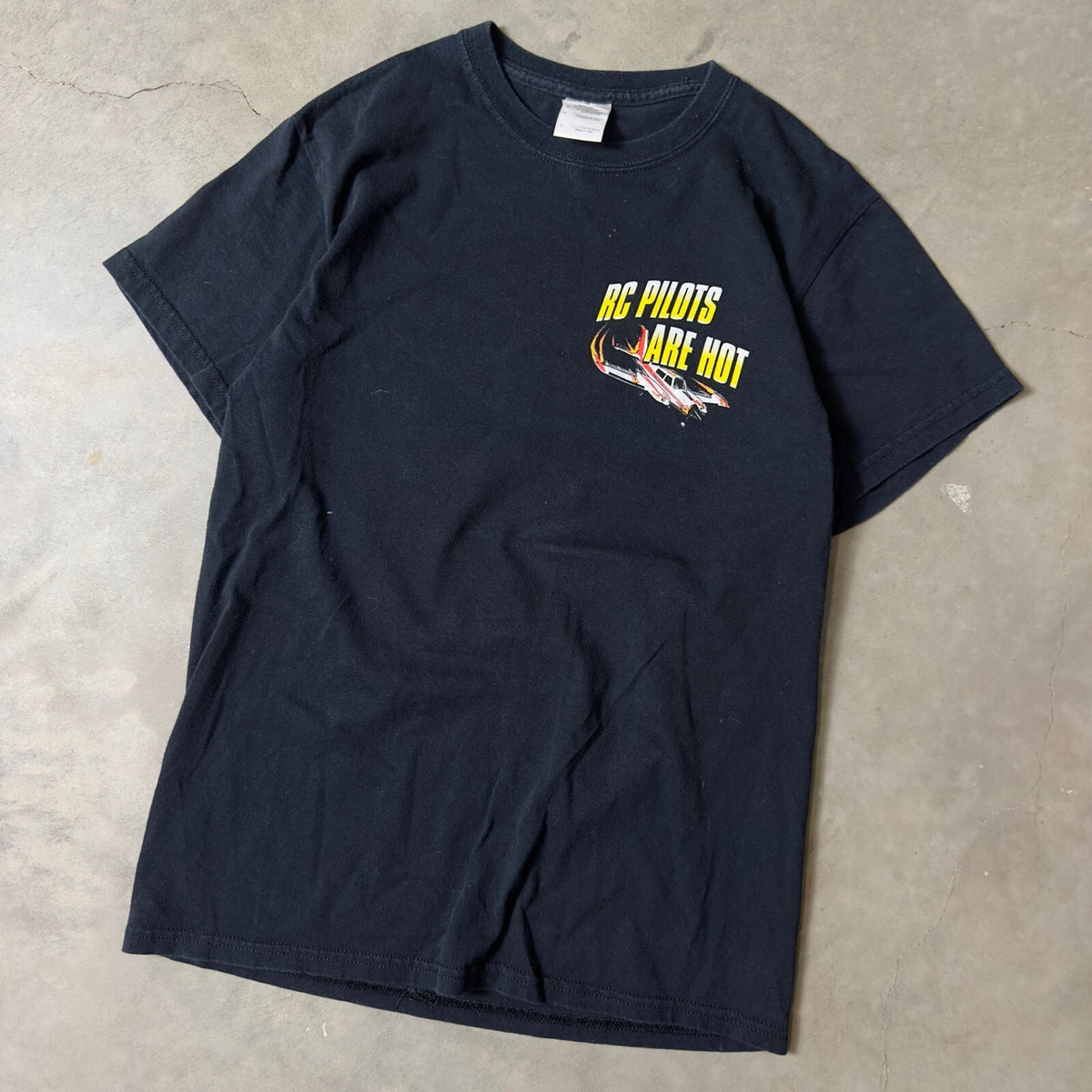 Gildan RC Pilots Are Hot Graphic T-Shirt Mens S Black