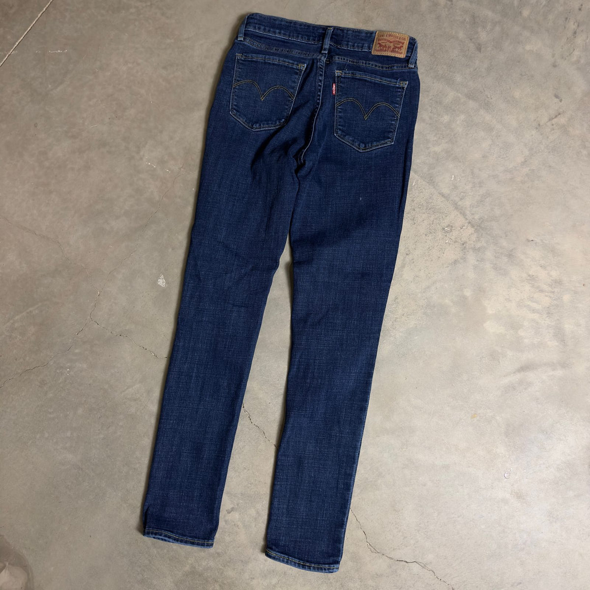 Levi's 711 Skinny Jeans Womens 27x30 Dark Wash Distressed