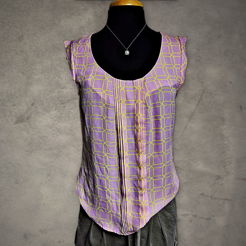 Candie's Geometric Print Pleated Blouse Womens L Lavender