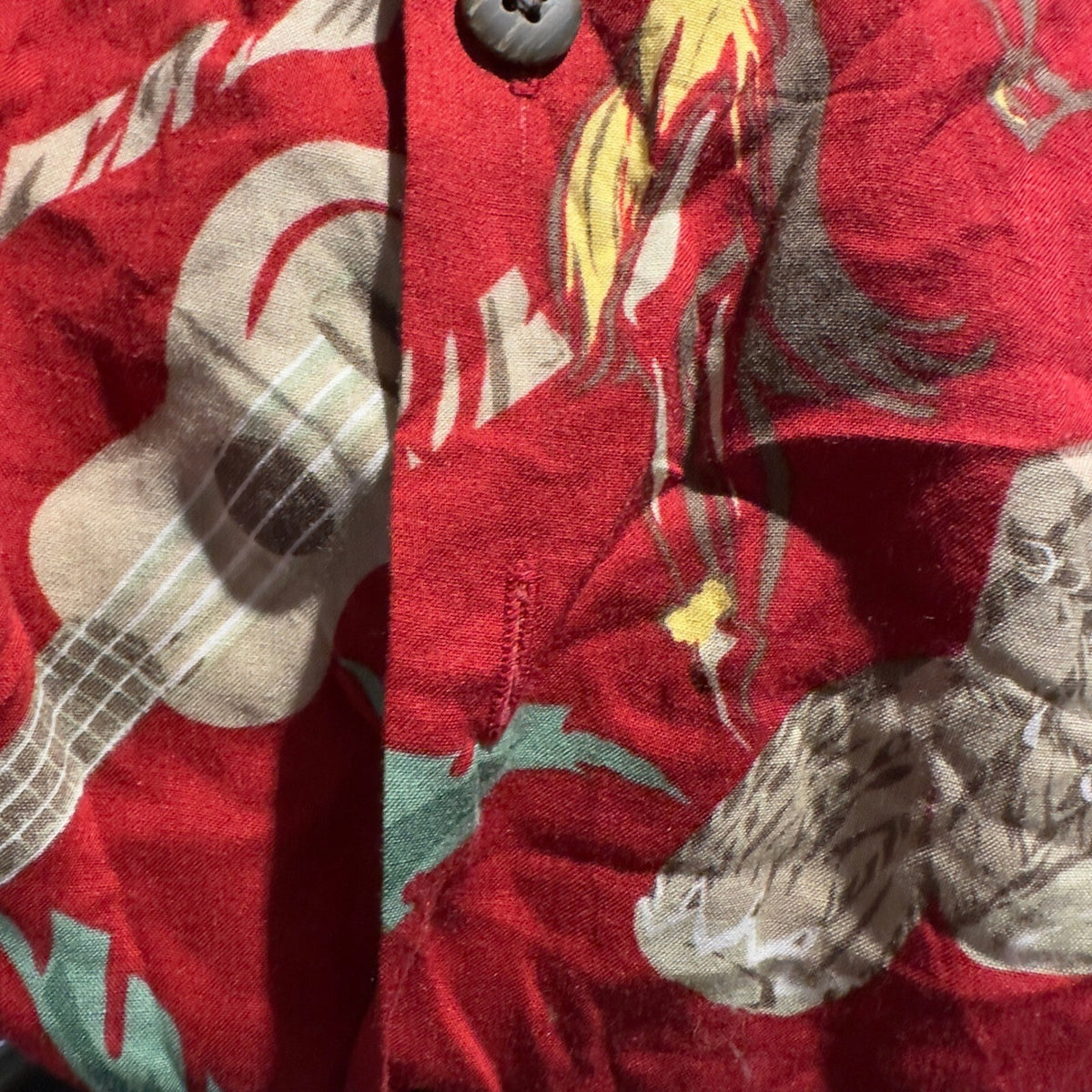 Vintage Utility Hawaiian Shirt Mens Medium Red Tropical Ukulele Drum Aloha Camp