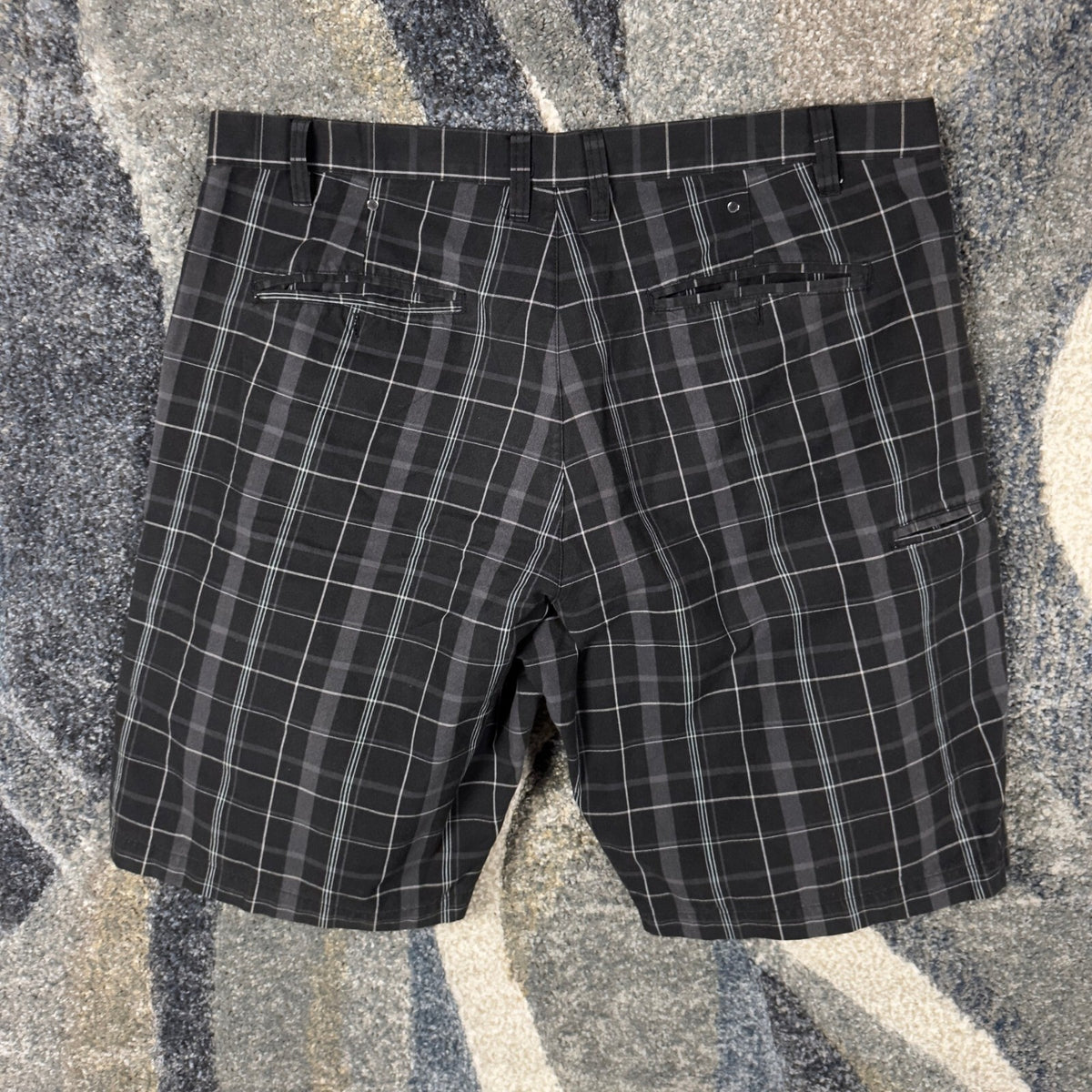 Burnside Plaid Shorts Mens 40 Black Grey Baggy Skater