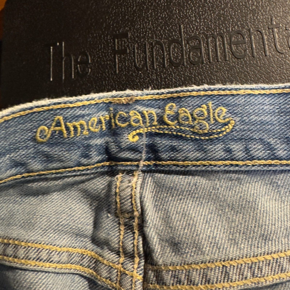 American Eagle Favorite Boot Cut Jeans Womens 2 Light Wash