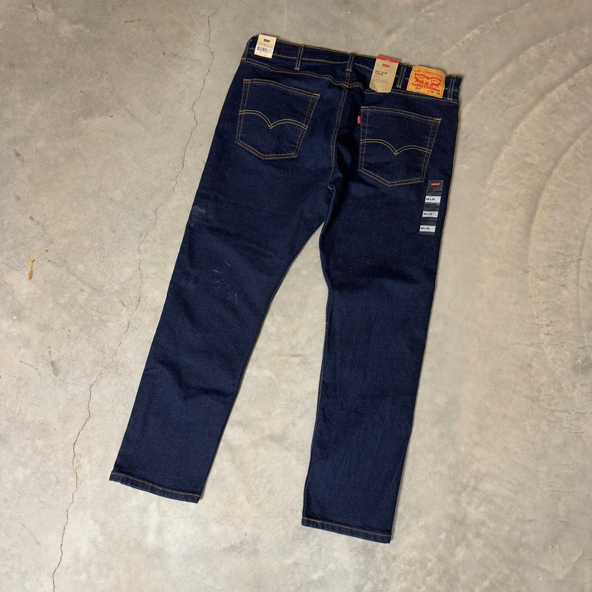 NWT Levi's 512 Slim Taper Jeans Mens 38x30 Indigo Dark Wash