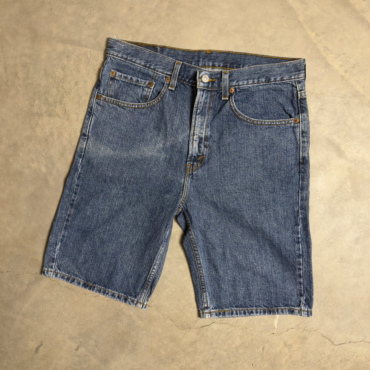 Vintage Levis 505 Denim Shorts Mens 32 Blue Y2K