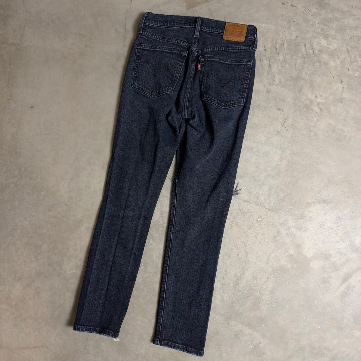 Levi's Premium 501 Jeans Womens 25x28 Distressed