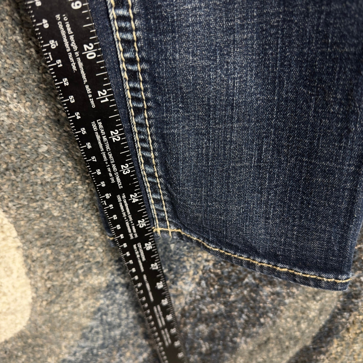 Y2K Silver Jeans Suki Capri Womens 29 Dark Wash Curvy Fit