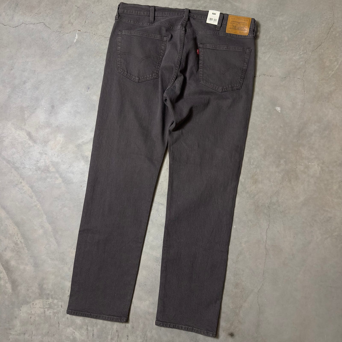 NWT Levi's Premium 502 Taper Jeans Mens 38x34 Washed Gray