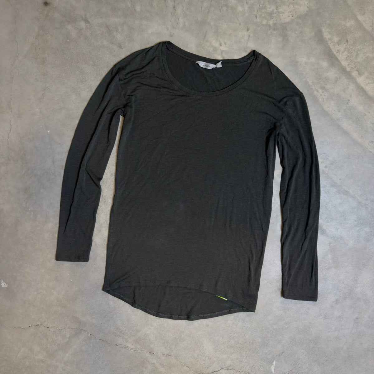 Athleta Long Sleeve Tee Womens S Black Scoop Neck Basic