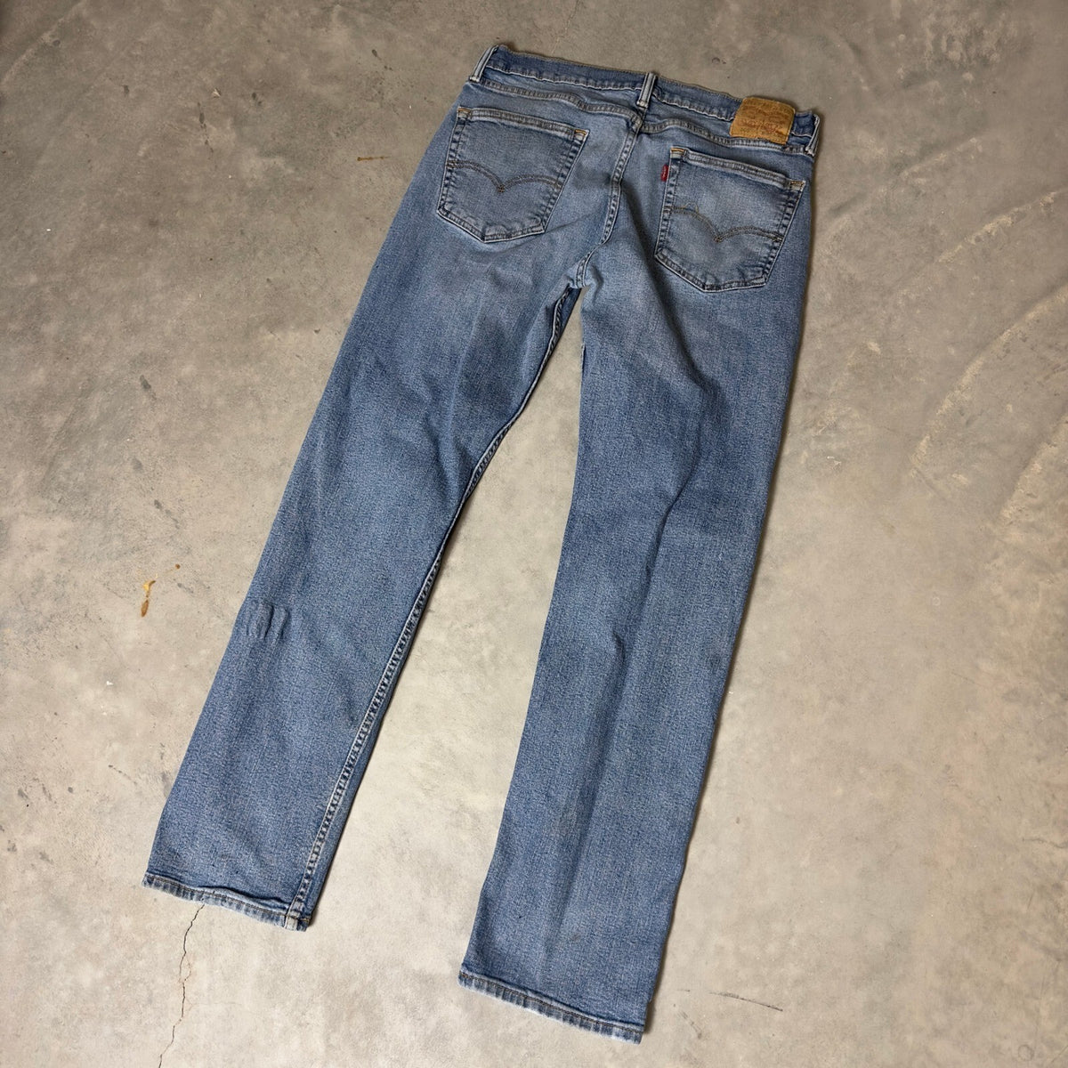 Levi's 505 Regular Fit Jeans Mens 35x34 Medium Wash