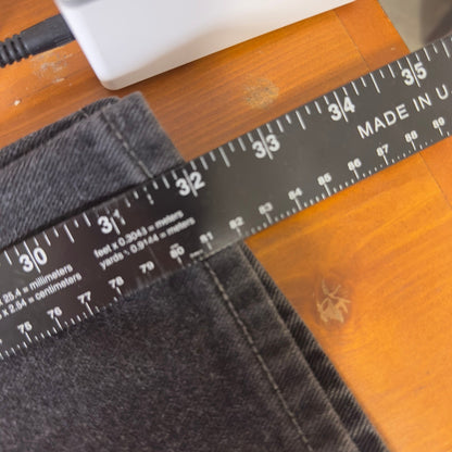 Vintage Levis 505 Jeans Mens 36x32 Black Made in Canada