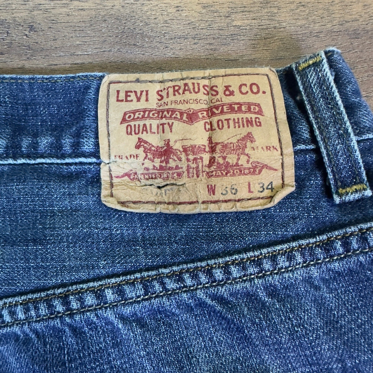 Levi's 569 Loose Straight Jeans Men's 36x34 Blue Distressed Y2K Denim Pants