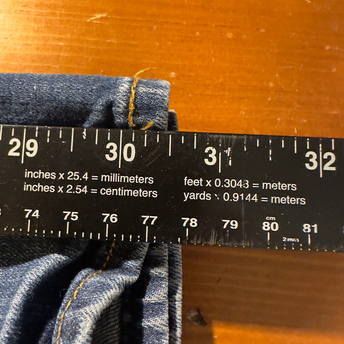 Levi's 505 Straight Jeans Womens 4 Blue Medium Wash Baggy