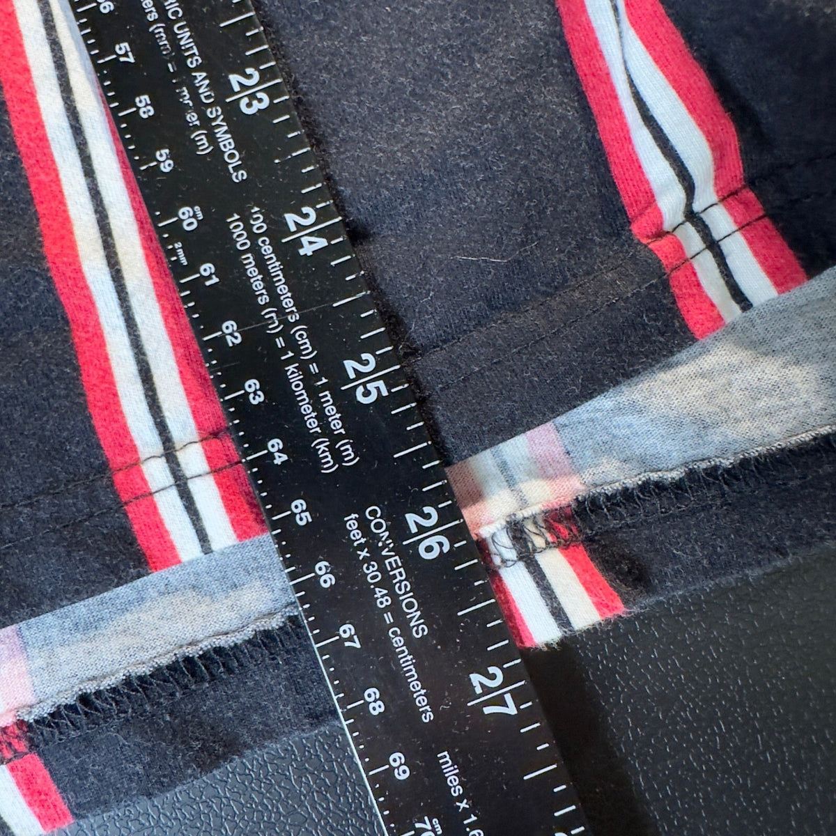 Hollister Striped T-Shirt Mens L Black Red White Surf Y2K