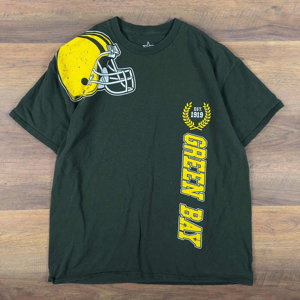 Green Bay Packers Helmet Graphic T-Shirt Mens XL Green NFL