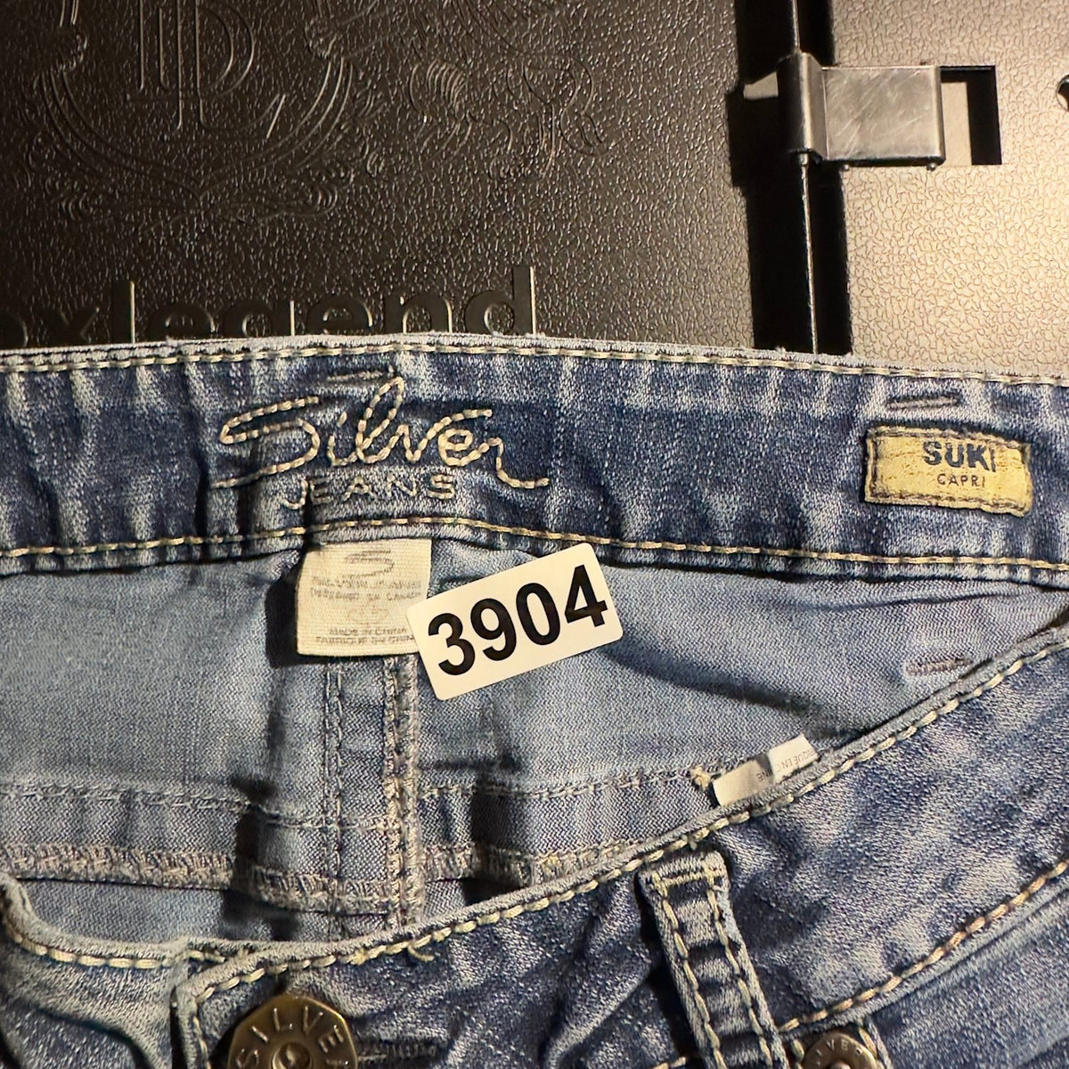 Silver Jeans Suki Capri Womens 14 Light Wash Denim