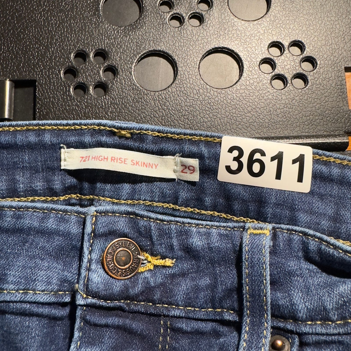 Levi's 721 High Rise Skinny Jeans Womens 29x30 Dark Wash