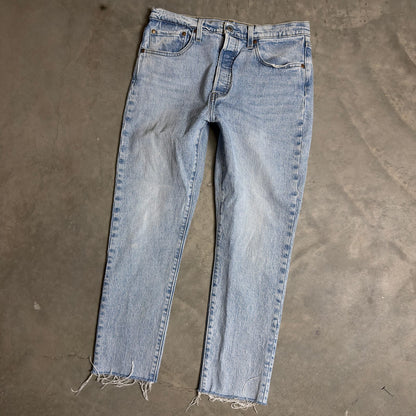 Levi's Premium 501 Jeans Womens 31x28 Light Wash Raw Hem