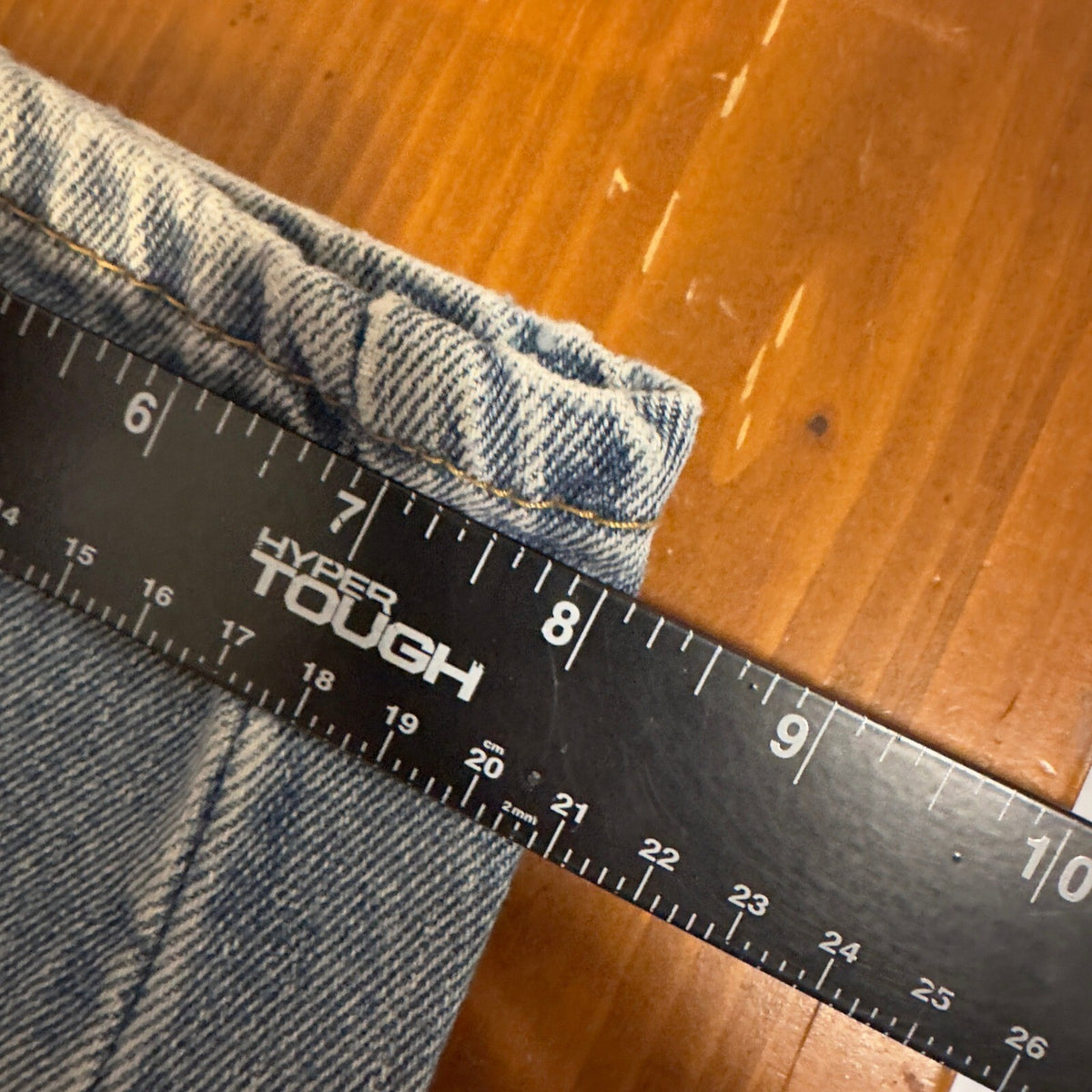 Vintage Levis 550 Relaxed Fit Jeans Mens 38x32 Light Wash