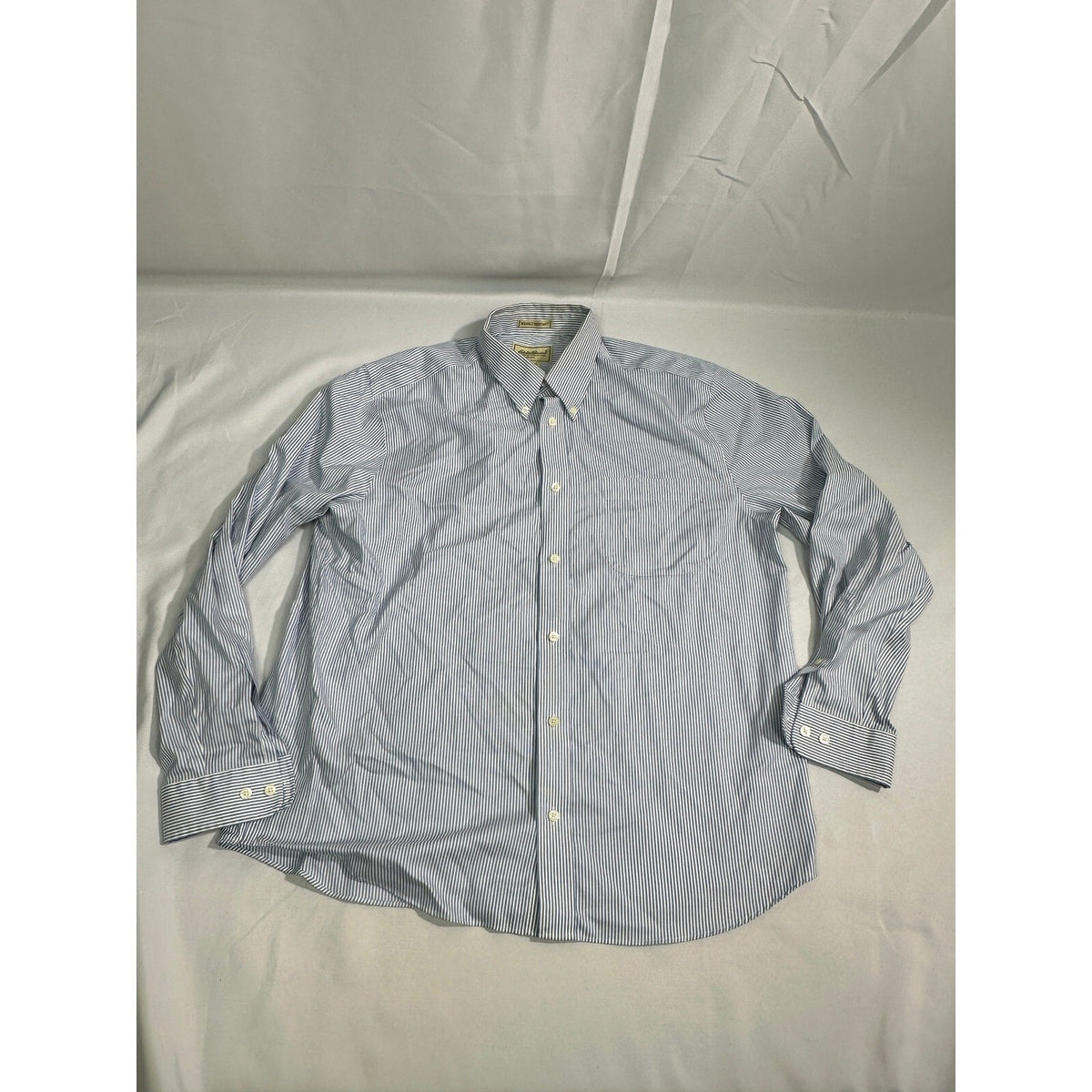 Eddie Bauer Men's Large Blue White Stripe Button Down Shirt