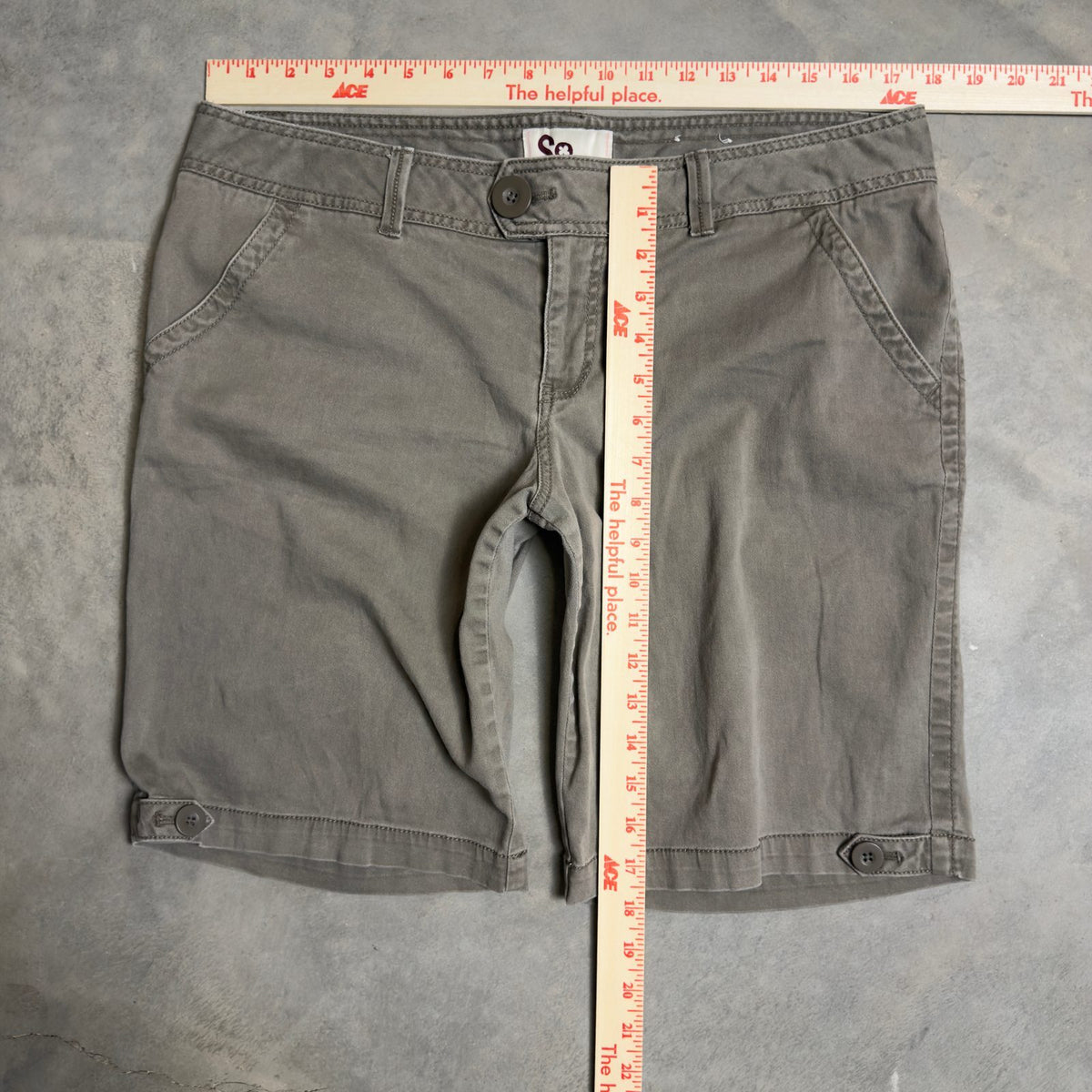 SO Stretch Chino Shorts Womens 15 Gray Taupe