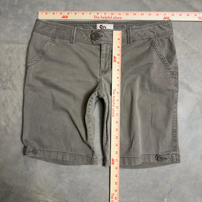 SO Stretch Chino Shorts Womens 15 Gray Taupe