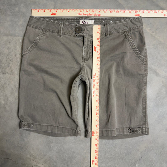 SO Stretch Chino Shorts Womens 15 Gray Taupe