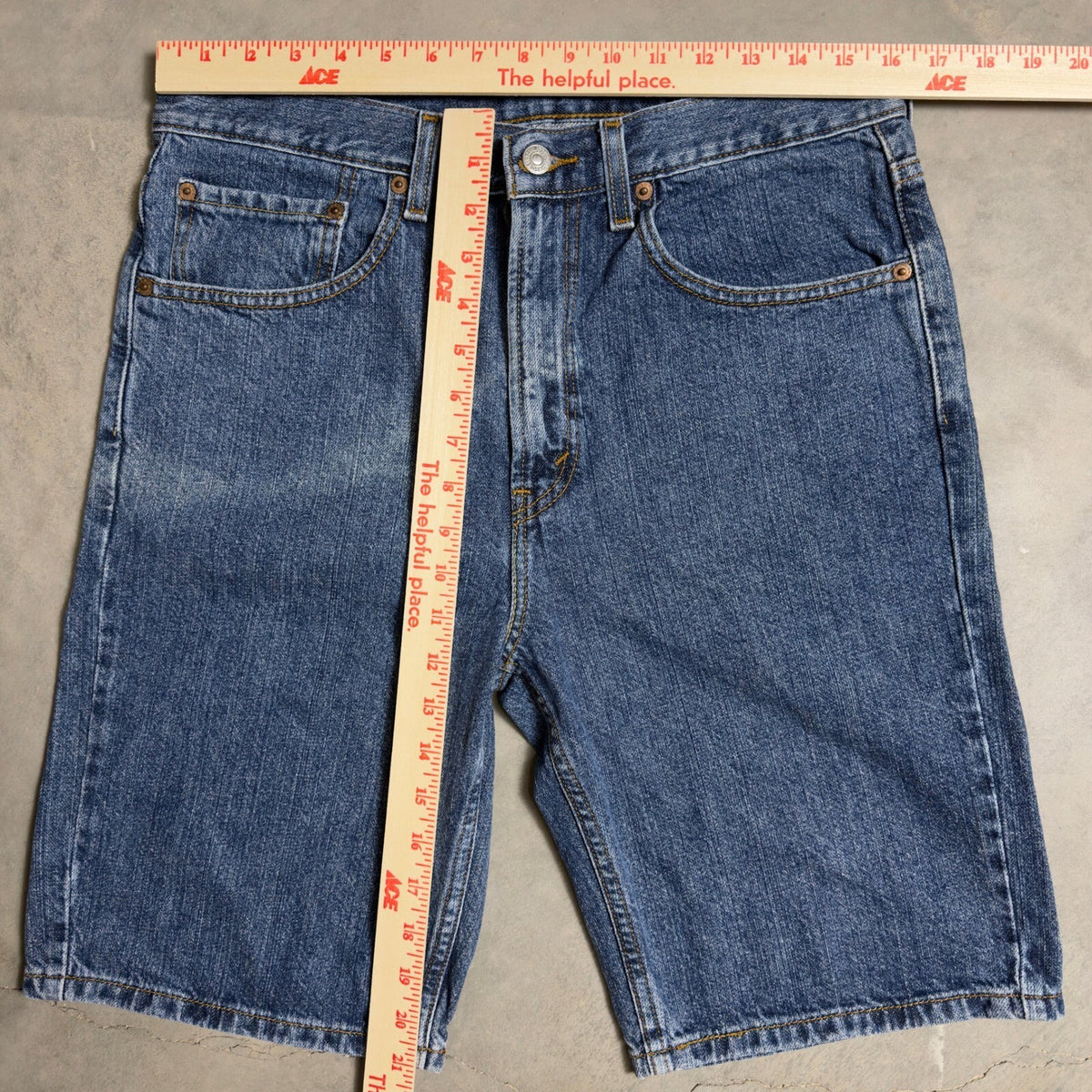 Vintage Levis 505 Denim Shorts Mens 32 Blue Y2K