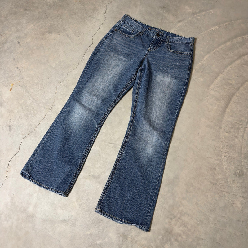 Vintage Y2K Maurices Bootcut Jeans Womens 7/8 Short Western