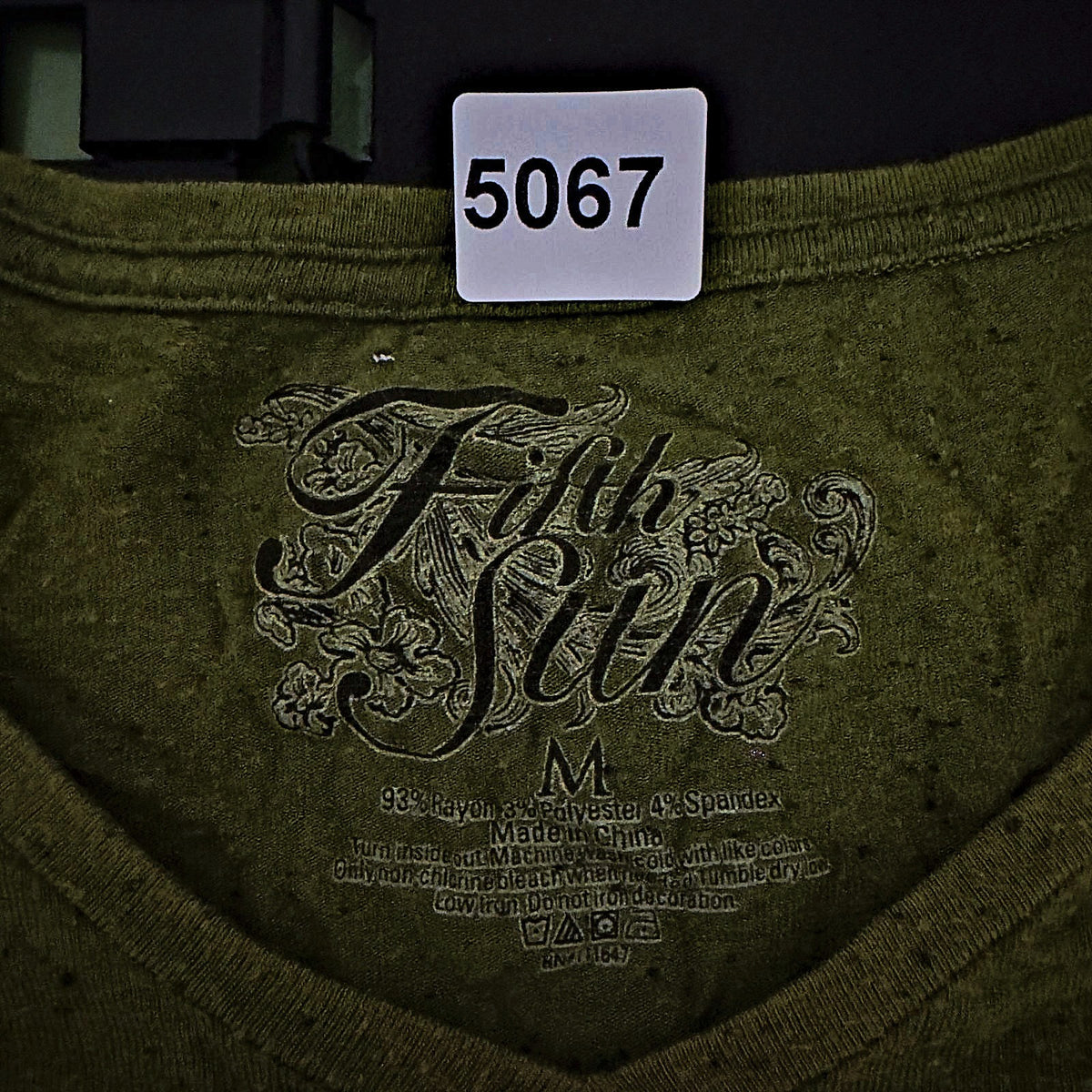 Fifth Sun Owl Graphic Tee Womens M Olive Green V-Neck Boho