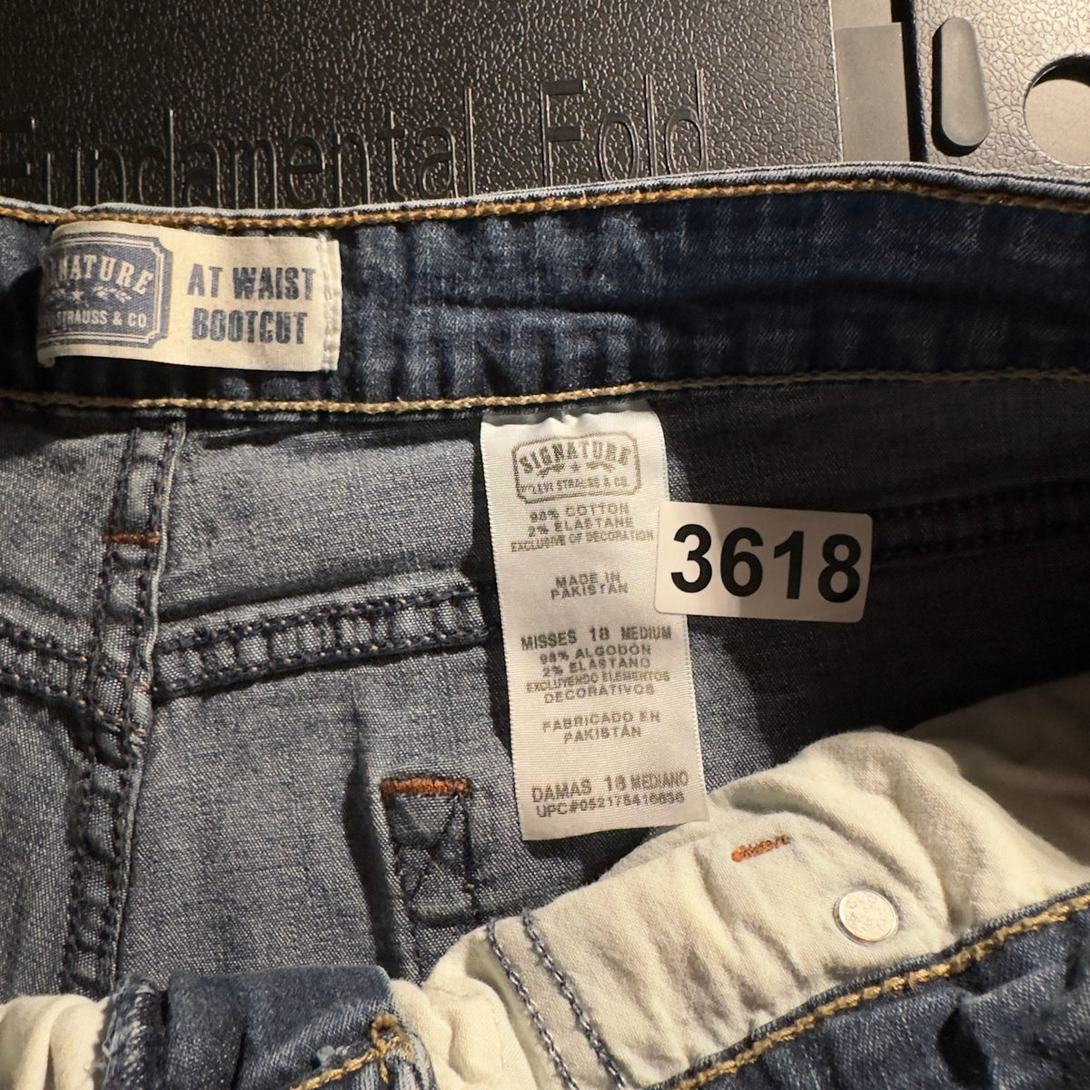 Signature Levi Strauss Bootcut Jeans Womens 18M Blue
