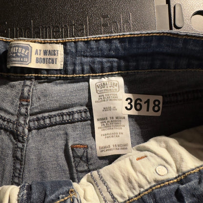 Signature Levi Strauss Bootcut Jeans Womens 18M Blue