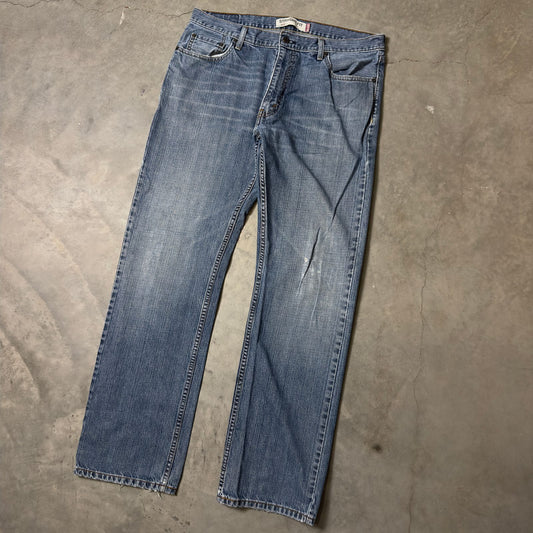 Vintage Y2K Levi's 505 Straight Jeans Mens 36x34 Medium Blue