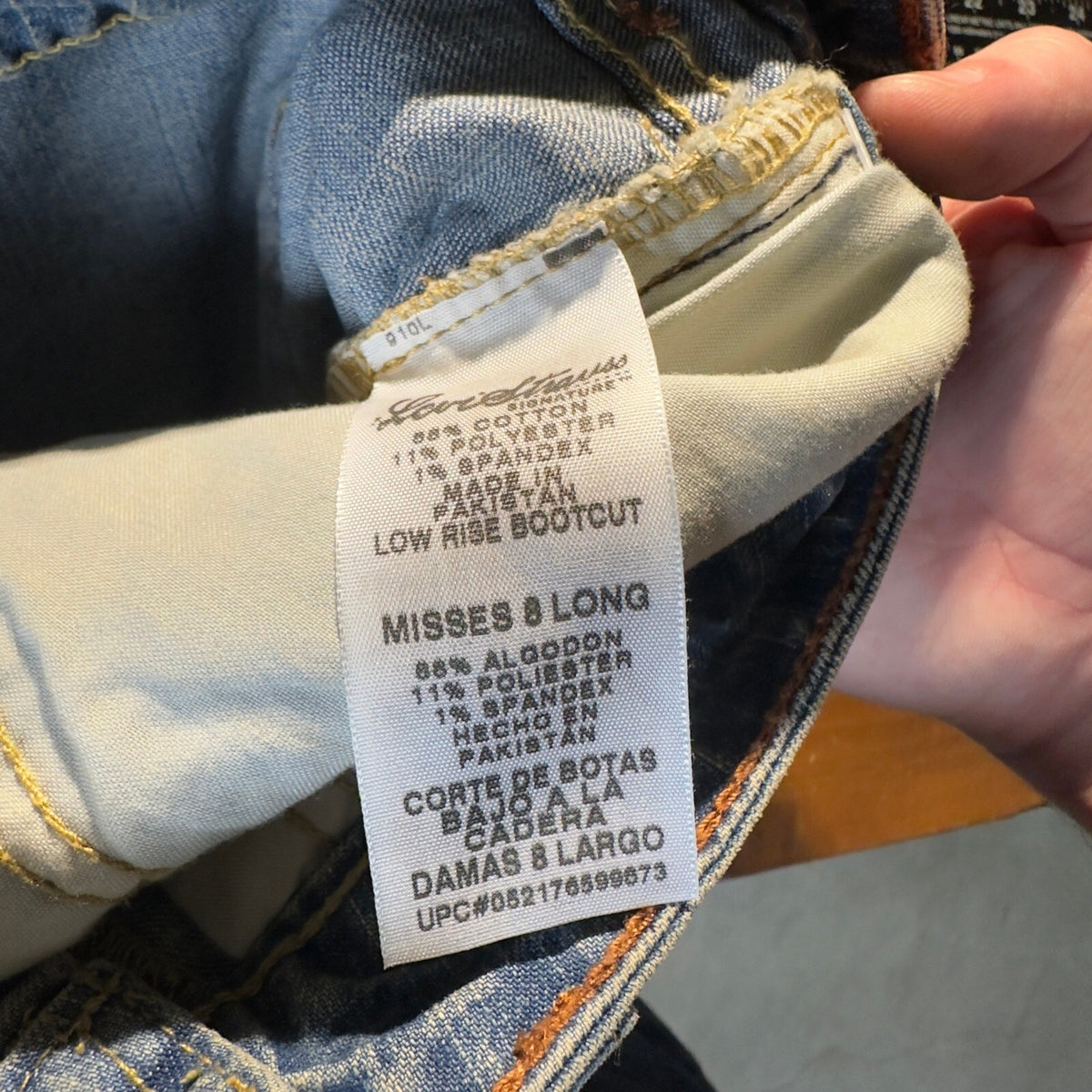 Vintage Levi Strauss Signature Bootcut Jeans Womens 8L Y2K