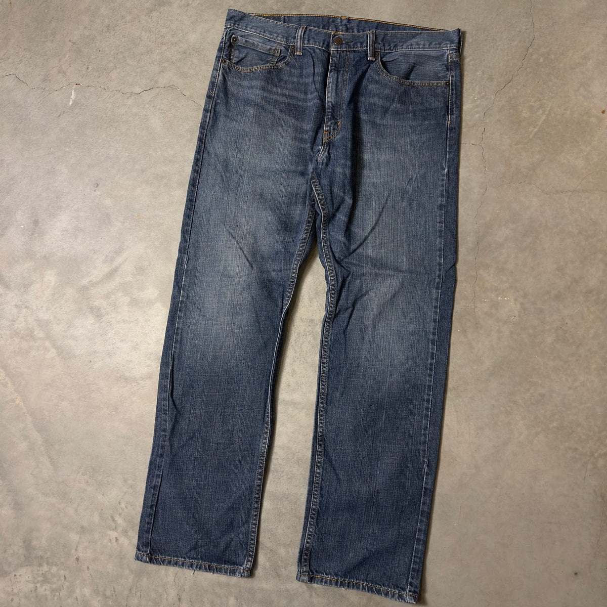 Vintage Y2K Levi's 505 Regular Jeans Mens 38x32 Dark Wash