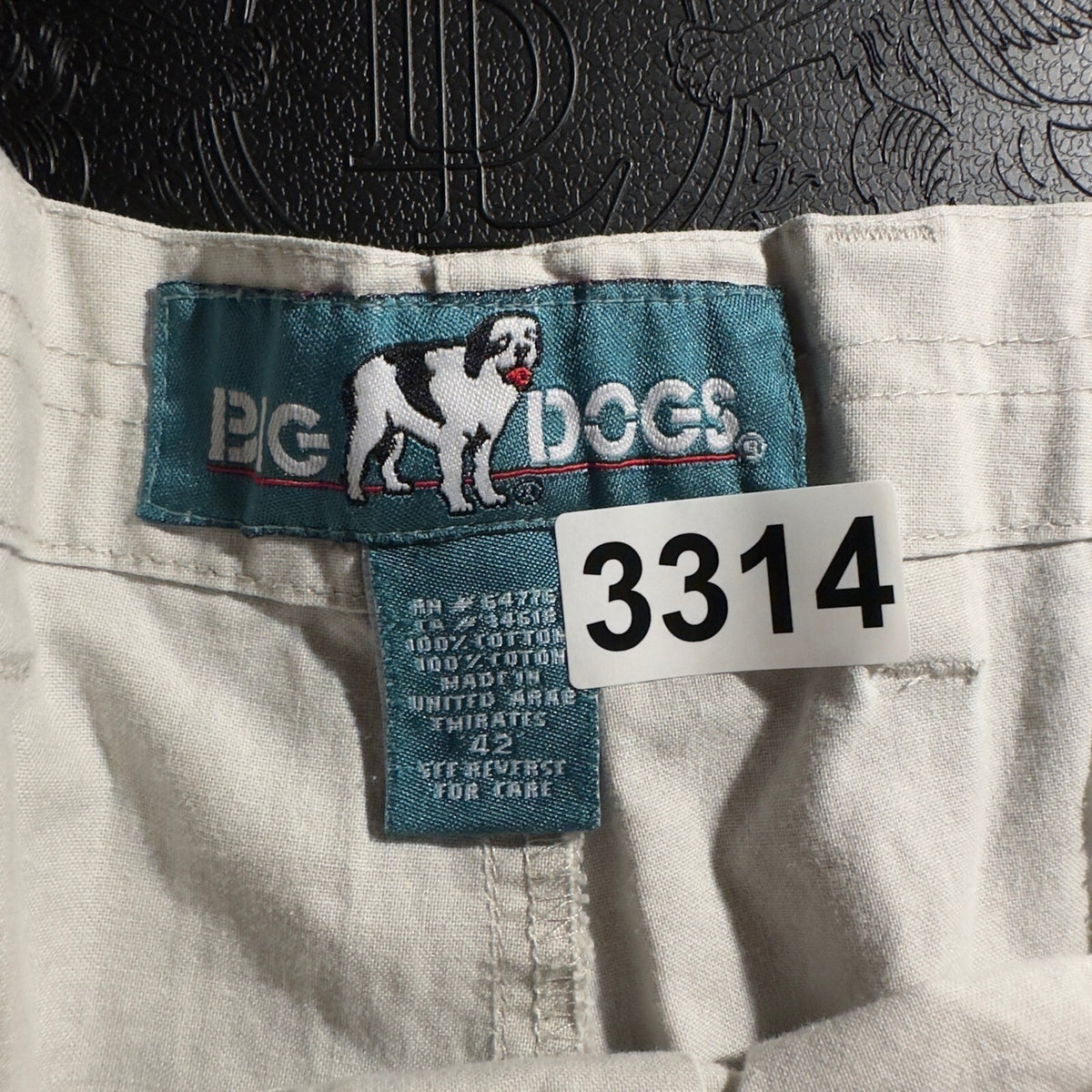 Vintage Big Dogs Pleated Shorts Mens 42