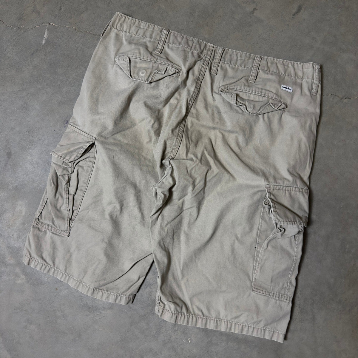 Levi's Cargo Shorts Mens 34 Khaki Baggy Streetwear Utility